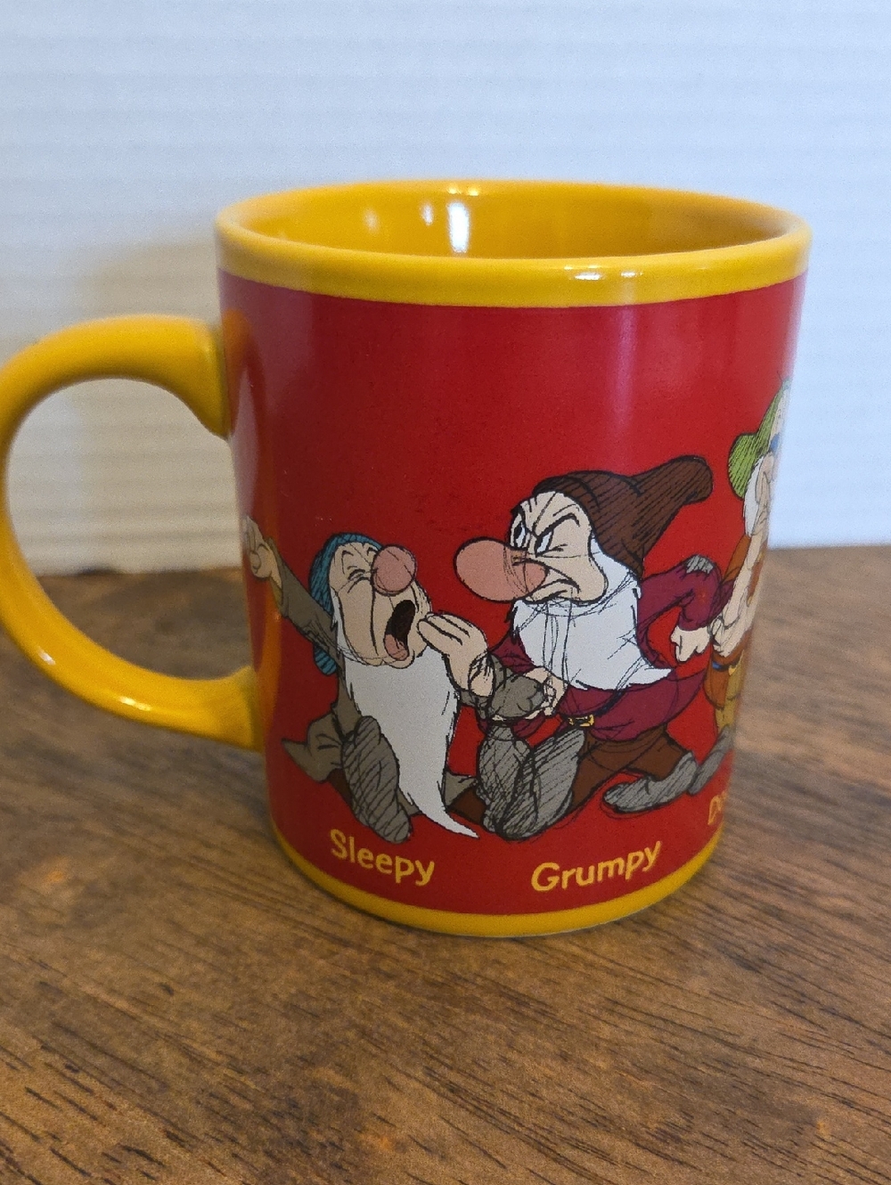 Vintage 1970'S WALT DISNEY Florida SEVEN DWARVES MONOGRAM COFFEE MUG Cup